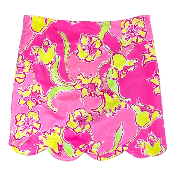 Lilly Pulitzer Dresses & Skirts - Lilly Pulitzer Lynnie in Hotty Pink Day Lilly Vibrant Floral Scalloped Skirt